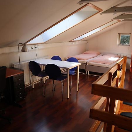 Rooms In Quiet Yellow Courtyard Apartment Kopenhagen Bagian luar foto