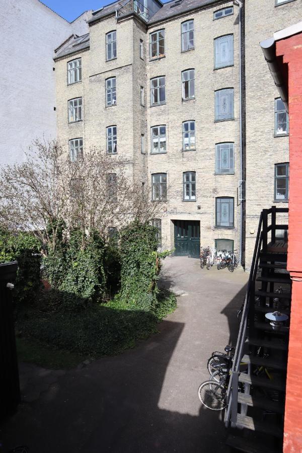 Rooms In Quiet Yellow Courtyard Apartment Kopenhagen Bagian luar foto